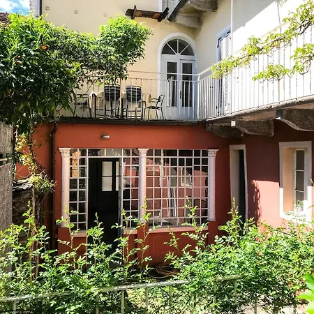 Modern With Garden On Maggiore Apartment Cannero Riviera